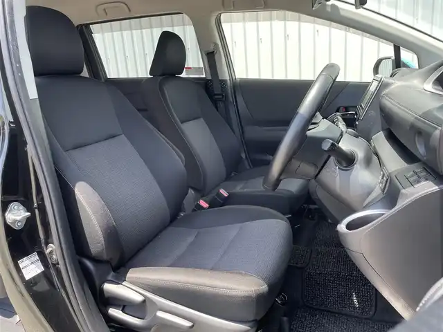 トヨタ シエンタ G セーフティエディション 福岡県 2020(令2)年 5.7万km ブラックマイカ トヨタセーフティセンス/PCS/LDA/クリアランスソナー/PKSB/純正ナビ（ＮＳＺＴ－Ｗ６８Ｔ）/フルセグTV/CD/DVD/BT/SD/AM/FM/全周囲カメラ/両側パワースライドドア/ステアリングヒーター/前席シートヒーター/オートハイビーム/ビルトインETC2.0/純正ＡＷ/スマートキー/プッシュスタート