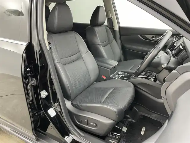 日産 エクストレイル 20Xi Vセレ エクストリーマーX 岡山県 2021(令3)年 4.5万km ダイヤモンドブラック 社外9インチナビ/（CD/DVD/BT/フルセグTV）/ケンウッドスピーカー/アラウンドビューモニター/ビルトインETC/プロパイロット/電動リアゲート/コーナーセンサー/前席パワーシート/全席シートヒーター/USB/HDMI/衝突軽減ブレーキ/ダウンヒルアシストコントロール/LEDヘッドライト/オートライト/ルーフレール/取扱説明書/新車保証書/スマートキー×２