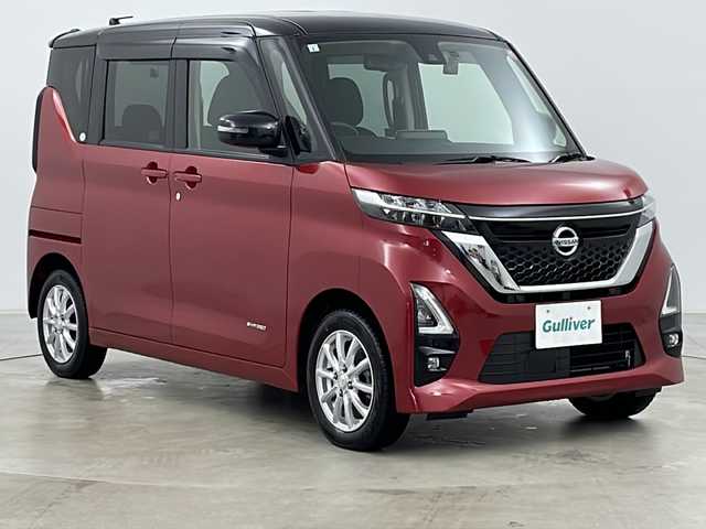 日産 ルークス ハイウェイスター X 道央・札幌 2021(令3)年 2.8万km スパークリングレッド/ブラック ・4WD/・純正SDナビ&フルセグ&CD&DVD&BT&SD&ipod&USB/・エマージェンシーブレーキ/・車線逸脱警報/・速度標識表示機能/・先行車発進お知らせ/・道路標識表示機能/・クリアランスソナー/・ふらつき警報/・レーンキープアシスト/・全方位カメラ/・バックカメラ/・片側パワースライドドア/・ハンズフリースライドドア/・シートヒーター/・社外ドライブレコーダー/・純正AW付サマータイヤ積込/・革巻きステアリング/・ステアリングスイッチ/・オートライト/・ヘッドライトレベライザー/・LEDヘッドライト/・フォグランプ/・スマートキー/・プッシュスタート/・アイドリングストップ