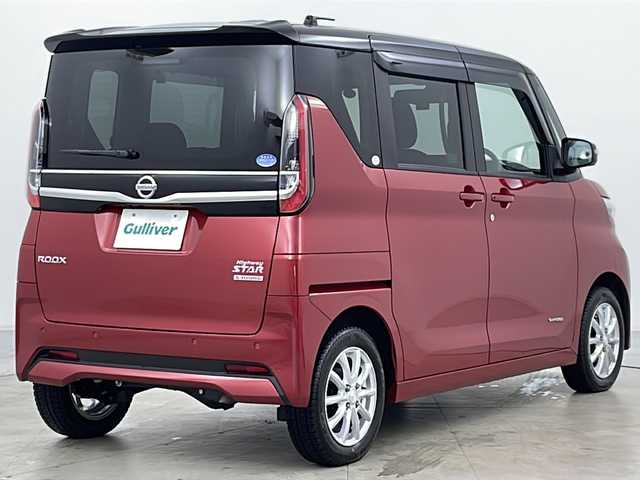 日産 ルークス ハイウェイスター X 道央・札幌 2021(令3)年 2.8万km スパークリングレッド/ブラック ・4WD/・純正SDナビ&フルセグ&CD&DVD&BT&SD&ipod&USB/・エマージェンシーブレーキ/・車線逸脱警報/・速度標識表示機能/・先行車発進お知らせ/・道路標識表示機能/・クリアランスソナー/・ふらつき警報/・レーンキープアシスト/・全方位カメラ/・バックカメラ/・片側パワースライドドア/・ハンズフリースライドドア/・シートヒーター/・社外ドライブレコーダー/・純正AW付サマータイヤ積込/・革巻きステアリング/・ステアリングスイッチ/・オートライト/・ヘッドライトレベライザー/・LEDヘッドライト/・フォグランプ/・スマートキー/・プッシュスタート/・アイドリングストップ