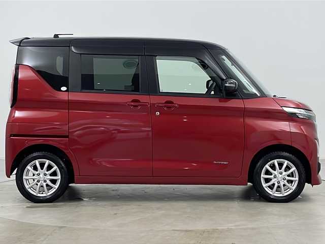 日産 ルークス ハイウェイスター X 道央・札幌 2021(令3)年 2.8万km スパークリングレッド/ブラック ・4WD/・純正SDナビ&フルセグ&CD&DVD&BT&SD&ipod&USB/・エマージェンシーブレーキ/・車線逸脱警報/・速度標識表示機能/・先行車発進お知らせ/・道路標識表示機能/・クリアランスソナー/・ふらつき警報/・レーンキープアシスト/・全方位カメラ/・バックカメラ/・片側パワースライドドア/・ハンズフリースライドドア/・シートヒーター/・社外ドライブレコーダー/・純正AW付サマータイヤ積込/・革巻きステアリング/・ステアリングスイッチ/・オートライト/・ヘッドライトレベライザー/・LEDヘッドライト/・フォグランプ/・スマートキー/・プッシュスタート/・アイドリングストップ
