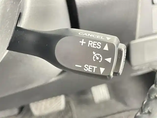 トヨタ タンク カスタムG－T 千葉県 2018(平30)年 3万km ブライトシルバーM 禁煙車/社外ナビ　（KENWOOD）/フルセグTV　CD/DVD　Bluetooth/バックカメラ/両側パワースライドドア/オートライト/衝突軽減ブレーキ/レーンキープアシスト/クルーズコントロール/アイドリングストップ/オートリトラミラー/ステアリングスイッチ/シートヒーター/USB入力端子/リアドリンクホルダー/純正アルミホイール/純正フロアマット/スペアキー