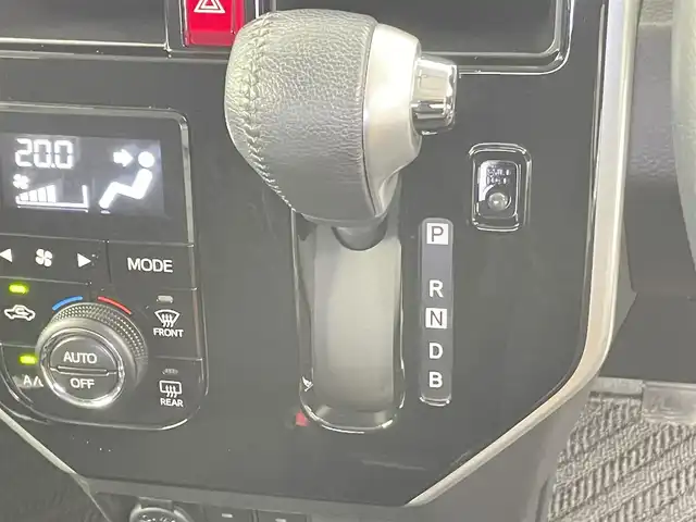 トヨタ タンク カスタムG－T 千葉県 2018(平30)年 3万km ブライトシルバーM 禁煙車/社外ナビ　（KENWOOD）/フルセグTV　CD/DVD　Bluetooth/バックカメラ/両側パワースライドドア/オートライト/衝突軽減ブレーキ/レーンキープアシスト/クルーズコントロール/アイドリングストップ/オートリトラミラー/ステアリングスイッチ/シートヒーター/USB入力端子/リアドリンクホルダー/純正アルミホイール/純正フロアマット/スペアキー