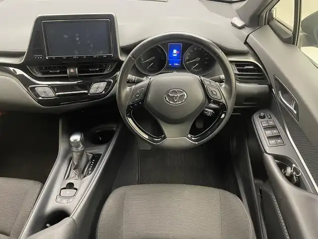 トヨタ Ｃ－ＨＲ S LEDパッケージ 兵庫県 2019(平31)年 7.8万km ブラックマイカ 純正SDナビ（NSZT-Y68T）/（フルセグ/CD/DVD/SD/Bluetooth）/ETC/前後ドライブレコーダー/ステアリングスイッチ/トヨタセーフティーセンス/LEDヘッドライト/オートライト/シーケンシャルウインカー/TRDエアロ/フロアマット/スマートキー/プッシュスタート