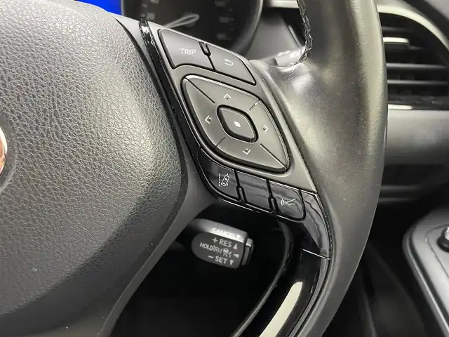 トヨタ Ｃ－ＨＲ S LEDパッケージ 兵庫県 2019(平31)年 7.8万km ブラックマイカ 純正SDナビ（NSZT-Y68T）/（フルセグ/CD/DVD/SD/Bluetooth）/ETC/前後ドライブレコーダー/ステアリングスイッチ/トヨタセーフティーセンス/LEDヘッドライト/オートライト/シーケンシャルウインカー/TRDエアロ/フロアマット/スマートキー/プッシュスタート