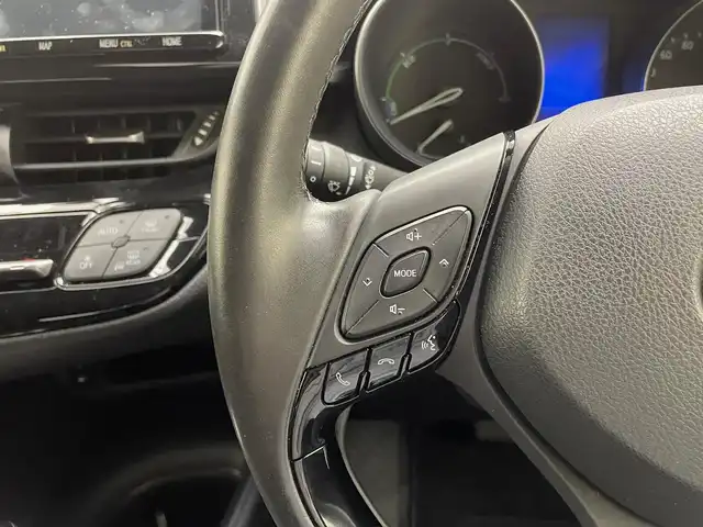 トヨタ Ｃ－ＨＲ S LEDパッケージ 兵庫県 2019(平31)年 7.8万km ブラックマイカ 純正SDナビ（NSZT-Y68T）/（フルセグ/CD/DVD/SD/Bluetooth）/ETC/前後ドライブレコーダー/ステアリングスイッチ/トヨタセーフティーセンス/LEDヘッドライト/オートライト/シーケンシャルウインカー/TRDエアロ/フロアマット/スマートキー/プッシュスタート