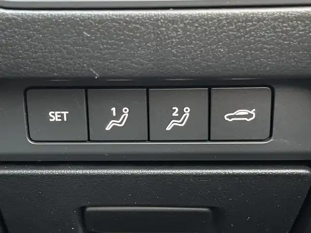 マツダ マツダ３セダン X Lパッケージ 島根県 2019(令1)年 8.2万km マシーングレープレミアムM 登録時走行距離　82602km/４WD/純正ナビ/Bluetooth/DVD/AM/FM/CD/USB)/BOSEサウンド/フルセグテレビ/追従型クルーズコントロール/純正アルミ１８インチ/全周囲カメラ/ETC/パワーシート（D席）/メモリーシート/シートヒーター（DN席）/レーンキープアシスト/ステアリングヒーター/ブラインドスポットモニター/ヘッドアップディスプレイ