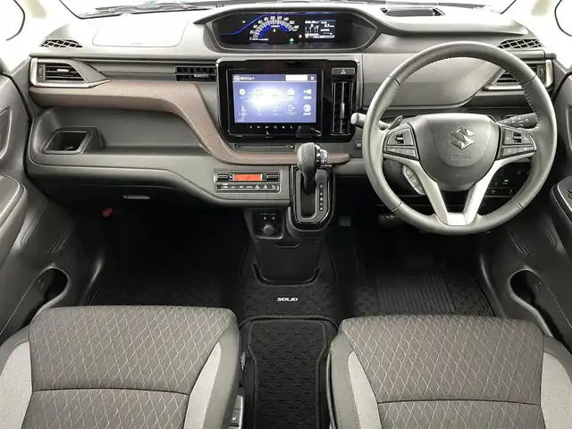 スズキ ソリオ バンディット HV SV 福島県 2023(令5)年 0.8万km スーパーブラックパール スズキセーフティサポート/・衝突被害軽減ブレーキ/・誤発進抑制装置/・後退時ブレーキサポート/・車線逸脱警報装置/・レーダークルーズコントロール/・ふらつき警報/・ハイビームアシスト/・先行車発進お知らせ/純正9インチナビ/・フルセグTV/BT/USB/CD/DVD/FM/AM/・バックカメラ/・全方位カメラ/ヘッドアップディスプレイ/両側パワースライドドア/革張ステアリング/・ステアリングリモコン/・パドルシフト/D+N席シートヒーター/プッシュスタート/・スマートキー/電動格納ミラー/・ウィンカーミラー/・オートミラー/LEDヘッドライト/・フォグランプ/・オートライト/寒冷地仕様/アイドリングストップ/コーナーセンサー/純正フロアマット/純正15インチAW