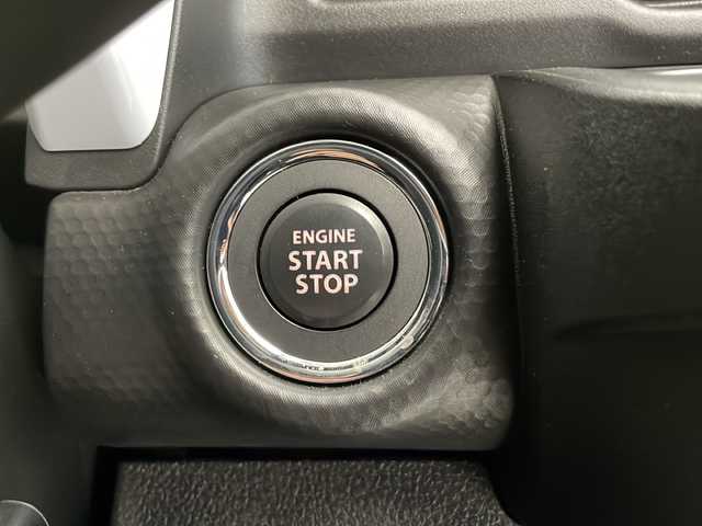 スズキ ハスラー HYBRID G 長野県 2021(令3)年 4.9万km シフォンアイボリーM 社外ディスプレイオーディオ/Bluetooth／AM／FM／CD/横滑り防止装置/盗難防止装置/純正15インチAW装着/純正フロアマット/ドアバイザー/ドアミラーヒーター/前席シートヒーター/フォグランプ/アイドリングストップ/ヘッドライトレベライザー/電格ミラー/オートライト/ハロゲンライト/スマートキー/スペアキー1本