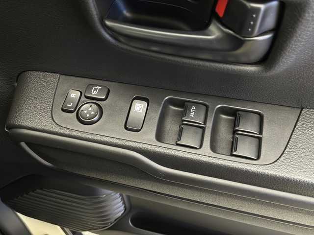 スズキ ハスラー HYBRID G 長野県 2021(令3)年 4.9万km シフォンアイボリーM 社外ディスプレイオーディオ/Bluetooth／AM／FM／CD/横滑り防止装置/盗難防止装置/純正15インチAW装着/純正フロアマット/ドアバイザー/ドアミラーヒーター/前席シートヒーター/フォグランプ/アイドリングストップ/ヘッドライトレベライザー/電格ミラー/オートライト/ハロゲンライト/スマートキー/スペアキー1本