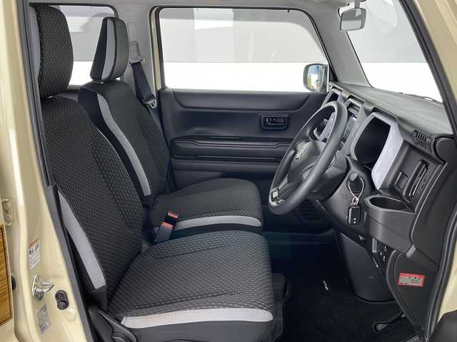 スズキ ハスラー HYBRID G 長野県 2021(令3)年 4.9万km シフォンアイボリーM 社外ディスプレイオーディオ/Bluetooth／AM／FM／CD/横滑り防止装置/盗難防止装置/純正15インチAW装着/純正フロアマット/ドアバイザー/ドアミラーヒーター/前席シートヒーター/フォグランプ/アイドリングストップ/ヘッドライトレベライザー/電格ミラー/オートライト/ハロゲンライト/スマートキー/スペアキー1本