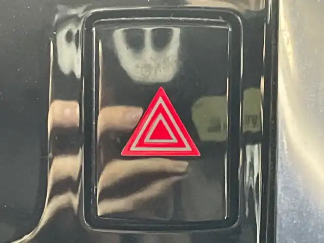 トヨタ ヴェルファイア Z Gエディション 福岡県 2019(令1)年 7.7万km ホワイトパールクリスタルシャイン 純正9型メモリーナビゲーション/フルセグテレビ/バックカメラ/純正ドライブレコーダー/ビルトインETC/純正フリップダウンモニター/両側パワースライドドア/LEDヘッドライト/純正18インチアルミホイール/レーダークルーズコントロール/3列シート/オートライト/オートハイビーム/コーナーセンサー/スマートキー/プッシュスタートエンジン