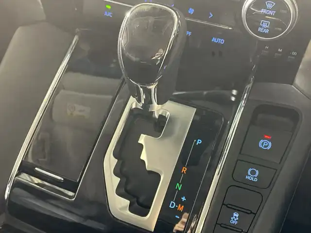 トヨタ ヴェルファイア Z Gエディション 福岡県 2019(令1)年 7.7万km ホワイトパールクリスタルシャイン 純正9型メモリーナビゲーション/フルセグテレビ/バックカメラ/純正ドライブレコーダー/ビルトインETC/純正フリップダウンモニター/両側パワースライドドア/LEDヘッドライト/純正18インチアルミホイール/レーダークルーズコントロール/3列シート/オートライト/オートハイビーム/コーナーセンサー/スマートキー/プッシュスタートエンジン