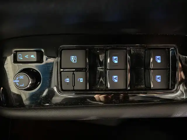 トヨタ ヴェルファイア Z Gエディション 福岡県 2019(令1)年 7.7万km ホワイトパールクリスタルシャイン 純正9型メモリーナビゲーション/フルセグテレビ/バックカメラ/純正ドライブレコーダー/ビルトインETC/純正フリップダウンモニター/両側パワースライドドア/LEDヘッドライト/純正18インチアルミホイール/レーダークルーズコントロール/3列シート/オートライト/オートハイビーム/コーナーセンサー/スマートキー/プッシュスタートエンジン