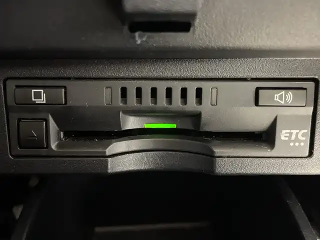 トヨタ ヴェルファイア Z Gエディション 福岡県 2019(令1)年 7.7万km ホワイトパールクリスタルシャイン 純正9型メモリーナビゲーション/フルセグテレビ/バックカメラ/純正ドライブレコーダー/ビルトインETC/純正フリップダウンモニター/両側パワースライドドア/LEDヘッドライト/純正18インチアルミホイール/レーダークルーズコントロール/3列シート/オートライト/オートハイビーム/コーナーセンサー/スマートキー/プッシュスタートエンジン