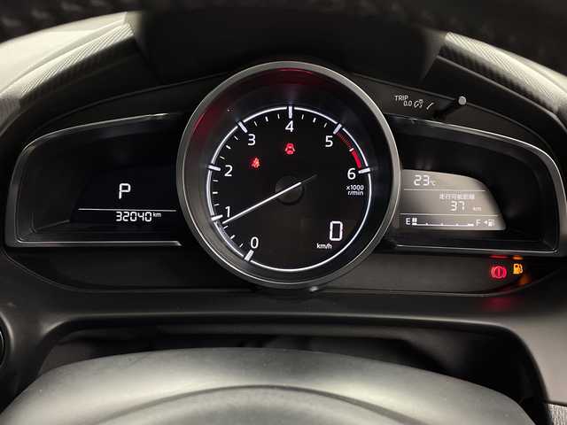 マツダ デミオ XD ツーリング Lパッケージ 鹿児島県 2016(平28)年 3.2万km ジェットブラックマイカ 純正ナビ/・FM/AM/Bluetooth/・フルセグTV/・DVD/AVX/・バックカメラ/ハーフレザーシート/・シートヒーターＤ＋Ｎ/i-ACTIVSENSE/・スマートブレーキサポート(ＳＢＳ)/・車線逸脱警報システム/・ブラインドスポットモニター/純正16インチアルミホイール/レーダークルーズコントロール/電動格納ミラー/LEDオートライト/ETC/スマートキー×２/取扱説明書/保証書/ブラインドスポットモニタリング/ヘッドアップディスプレイ