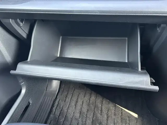 ホンダ ステップワゴン スパーダ eHEV 佐賀県 2024(令6)年 2.2万km 黒 純正11.4インチナビ/フルセグTV/Bluetooth/USB/１２Vソケット/バックカメラ/前後純正ドラレコ/両側パワースライドドア/アダクティブクルーズコントロール/ハーフレザーシート/シートヒーター/オートマチックハイビーム/ビルトインETC/純正16インチアルミ/純正フロアマット/新車保証書/取扱説明書/スペアキー1本/ホンダセンシング/横滑り防止機能/レーンキープアシスト/衝突被害軽減システム/ブラインドスポットモニター