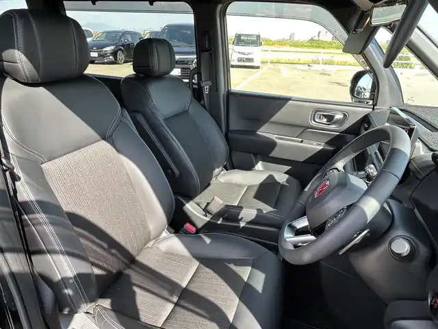 ホンダ ステップワゴン スパーダ eHEV 佐賀県 2024(令6)年 2.2万km 黒 純正11.4インチナビ/フルセグTV/Bluetooth/USB/１２Vソケット/バックカメラ/前後純正ドラレコ/両側パワースライドドア/アダクティブクルーズコントロール/ハーフレザーシート/シートヒーター/オートマチックハイビーム/ビルトインETC/純正16インチアルミ/純正フロアマット/新車保証書/取扱説明書/スペアキー1本/ホンダセンシング/横滑り防止機能/レーンキープアシスト/衝突被害軽減システム/ブラインドスポットモニター