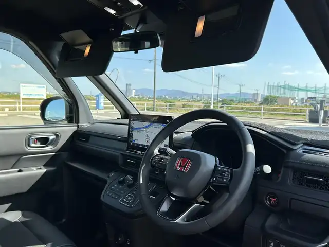 ホンダ ステップワゴン スパーダ eHEV 佐賀県 2024(令6)年 2.2万km 黒 純正11.4インチナビ/フルセグTV/Bluetooth/USB/１２Vソケット/バックカメラ/前後純正ドラレコ/両側パワースライドドア/アダクティブクルーズコントロール/ハーフレザーシート/シートヒーター/オートマチックハイビーム/ビルトインETC/純正16インチアルミ/純正フロアマット/新車保証書/取扱説明書/スペアキー1本/ホンダセンシング/横滑り防止機能/レーンキープアシスト/衝突被害軽減システム/ブラインドスポットモニター