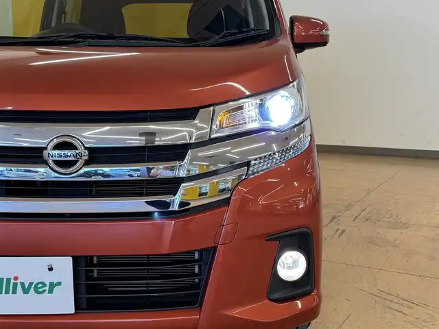 日産 デイズ ハイウェイスターX 群馬県 2017(平29)年 5.1万km スカーレット ワンオーナー/安全性能/・エマージェンシーブレーキ/・オートハイビーム/純正CDオーディオ/　　CD/FM/AM/AUX/アラウンドビューモニター/オートHIDヘッドライト/フォグランプ/本革巻きステアリング/プッシュスタート/スマートキー2本/純正14AW