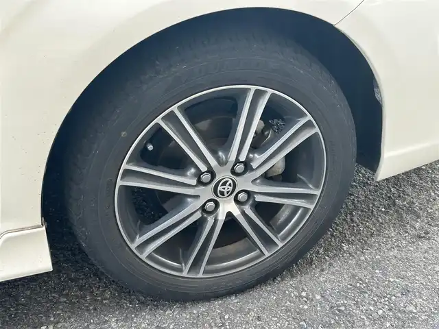 トヨタ カローラ フィールダー ハイブリッドG ダブルバイビー 静岡県 2015(平27)年 6.7万km ホワイトパールクリスタルシャイン 純正ナビ/フルセグTV/DVD/CD/SD/MSV/BT/バックカメラ/ハーフレザーシート/プリクラッシュセーフティ/レーンキープアシスト/オートハイビーム/ステアリングスイッチ/ビルトインETC/LEDヘッドライト/純正16インチAW/保証書/取扱説明書/ナビ取扱説明書/H30/R5/R6/R7点検記録簿有