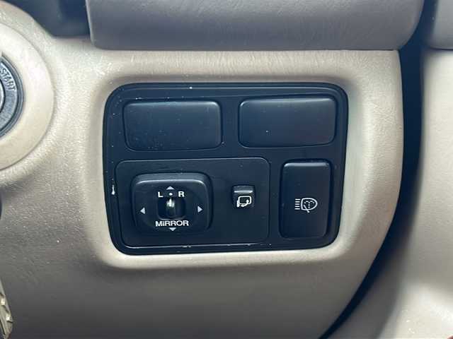 トヨタ ランドクルーザー VX－LTD 京都府 2004(平16)年 17.7万km ホワイトパールクリスタルシャイン 純正HDDナビ/ワンセグテレビ/バックカメラ/ETC/クルーズコントロール/センターデフロック/ハンドルカバー