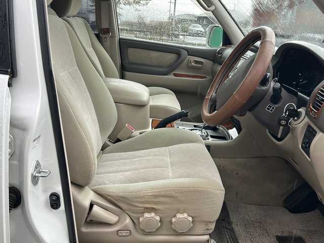 トヨタ ランドクルーザー VX－LTD 京都府 2004(平16)年 17.7万km ホワイトパールクリスタルシャイン 純正HDDナビ/ワンセグテレビ/バックカメラ/ETC/クルーズコントロール/センターデフロック/ハンドルカバー