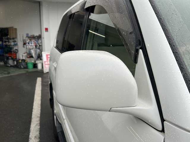 トヨタ ランドクルーザー VX－LTD 京都府 2004(平16)年 17.7万km ホワイトパールクリスタルシャイン 純正HDDナビ/ワンセグテレビ/バックカメラ/ETC/クルーズコントロール/センターデフロック/ハンドルカバー
