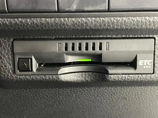 トヨタ カローラ スポーツ ハイブリッドG スタイルPKG 愛知県 2020(令2)年 6.6万km プラチナホワイトパールマイカ 純正９型ナビＴＶ　ＤＶＤデッキ　モデリスタエアロ　シートヒーター　ハーフレザー　バックカメラ　純正ドラレコ　ＥＴＣ　セーフティセンス　衝突軽減装置　追従クルコン　コーナーセンサー　ＬＥＤオートライト　フォグランプ