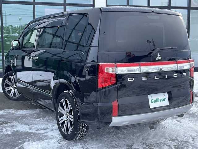 三菱 デリカＤ：５ P 道東・釧路十勝 2023(令5)年 4.6万km アメジストブラック ・4WD/・ALPINEビックX１１インチナビ/(BT SD CD DVD USB フルセグ)/・バックカメラ/・両側パワースライドドア/・パワーバックドア/・スマートキー/・プッシュスタート/・純正エンジンスターター/・e-Assist/・衝突被害軽減ブレーキ/・誤発進抑制機能/・車線逸脱警報/・先行車発進通知/・標識認識システム/・車線逸脱警報/・横滑り防止装置/・アイドリングストップ/・ブラインドスポットモニター/・運転席パワーシート/・ステアリングヒーター/・パドルシフト/・純正フロアマット/・LEDヘッドライト/・オートライト/・オートマチックハイビーム