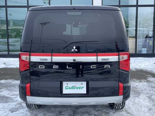 三菱 デリカＤ：５ P 道東・釧路十勝 2023(令5)年 4.6万km アメジストブラック ・4WD/・ALPINEビックX１１インチナビ/(BT SD CD DVD USB フルセグ)/・バックカメラ/・両側パワースライドドア/・パワーバックドア/・スマートキー/・プッシュスタート/・純正エンジンスターター/・e-Assist/・衝突被害軽減ブレーキ/・誤発進抑制機能/・車線逸脱警報/・先行車発進通知/・標識認識システム/・車線逸脱警報/・横滑り防止装置/・アイドリングストップ/・ブラインドスポットモニター/・運転席パワーシート/・ステアリングヒーター/・パドルシフト/・純正フロアマット/・LEDヘッドライト/・オートライト/・オートマチックハイビーム