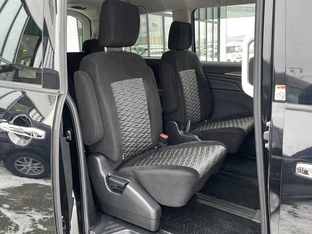 三菱 デリカＤ：５ P 道東・釧路十勝 2023(令5)年 4.6万km アメジストブラック ・4WD/・ALPINEビックX１１インチナビ/(BT SD CD DVD USB フルセグ)/・バックカメラ/・両側パワースライドドア/・パワーバックドア/・スマートキー/・プッシュスタート/・純正エンジンスターター/・e-Assist/・衝突被害軽減ブレーキ/・誤発進抑制機能/・車線逸脱警報/・先行車発進通知/・標識認識システム/・車線逸脱警報/・横滑り防止装置/・アイドリングストップ/・ブラインドスポットモニター/・運転席パワーシート/・ステアリングヒーター/・パドルシフト/・純正フロアマット/・LEDヘッドライト/・オートライト/・オートマチックハイビーム