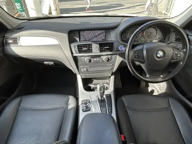 ＢＭＷ Ｘ３ xDrive28i 千葉県 2011(平23)年 7.6万km アルピンホワイトⅢ 取扱説明書、保証書、スペアキー/メーカーHDDナビ/AM/FM/CD/DVD/フルセグ/サンルーフ/クリアランスソナー/レザーシート/D.N席パワーシート/シートヒーター/バックカメラ/サイドカメラ/クルーズコントロール/ルーフレール/オートブレーキホールド/キセノンヘッドライト/フォグランプ/バックフォグ/ETC