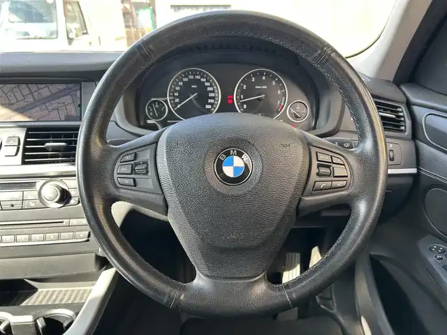 ＢＭＷ Ｘ３ xDrive28i 千葉県 2011(平23)年 7.6万km アルピンホワイトⅢ 取扱説明書、保証書、スペアキー/メーカーHDDナビ/AM/FM/CD/DVD/フルセグ/サンルーフ/クリアランスソナー/レザーシート/D.N席パワーシート/シートヒーター/バックカメラ/サイドカメラ/クルーズコントロール/ルーフレール/オートブレーキホールド/キセノンヘッドライト/フォグランプ/バックフォグ/ETC