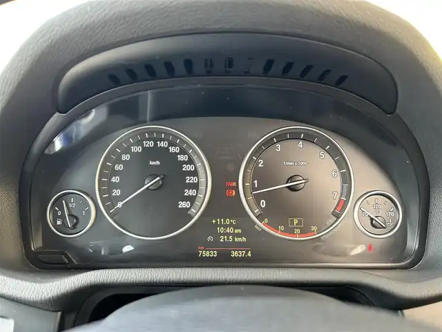 ＢＭＷ Ｘ３ xDrive28i 千葉県 2011(平23)年 7.6万km アルピンホワイトⅢ 取扱説明書、保証書、スペアキー/メーカーHDDナビ/AM/FM/CD/DVD/フルセグ/サンルーフ/クリアランスソナー/レザーシート/D.N席パワーシート/シートヒーター/バックカメラ/サイドカメラ/クルーズコントロール/ルーフレール/オートブレーキホールド/キセノンヘッドライト/フォグランプ/バックフォグ/ETC