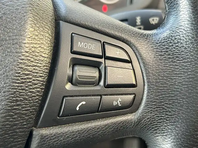 ＢＭＷ Ｘ３ xDrive28i 千葉県 2011(平23)年 7.6万km アルピンホワイトⅢ 取扱説明書、保証書、スペアキー/メーカーHDDナビ/AM/FM/CD/DVD/フルセグ/サンルーフ/クリアランスソナー/レザーシート/D.N席パワーシート/シートヒーター/バックカメラ/サイドカメラ/クルーズコントロール/ルーフレール/オートブレーキホールド/キセノンヘッドライト/フォグランプ/バックフォグ/ETC