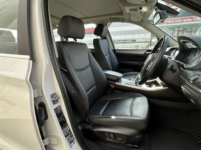 ＢＭＷ Ｘ３ xDrive28i 千葉県 2011(平23)年 7.6万km アルピンホワイトⅢ 取扱説明書、保証書、スペアキー/メーカーHDDナビ/AM/FM/CD/DVD/フルセグ/サンルーフ/クリアランスソナー/レザーシート/D.N席パワーシート/シートヒーター/バックカメラ/サイドカメラ/クルーズコントロール/ルーフレール/オートブレーキホールド/キセノンヘッドライト/フォグランプ/バックフォグ/ETC