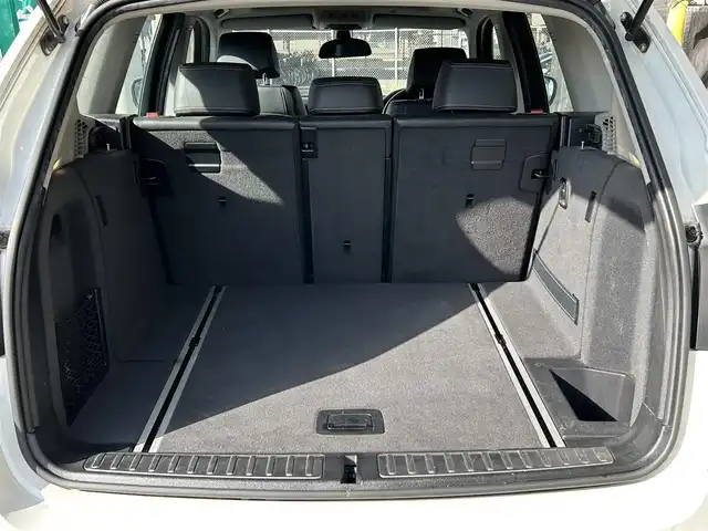 ＢＭＷ Ｘ３ xDrive28i 千葉県 2011(平23)年 7.6万km アルピンホワイトⅢ 取扱説明書、保証書、スペアキー/メーカーHDDナビ/AM/FM/CD/DVD/フルセグ/サンルーフ/クリアランスソナー/レザーシート/D.N席パワーシート/シートヒーター/バックカメラ/サイドカメラ/クルーズコントロール/ルーフレール/オートブレーキホールド/キセノンヘッドライト/フォグランプ/バックフォグ/ETC