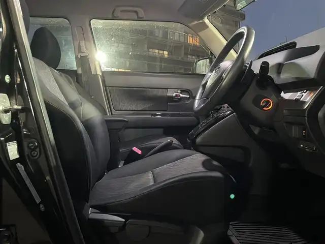 トヨタ カローラ ルミオン 1．8S エアロツアラー 島根県 2013(平25)年 9.5万km ブラックマイカ 社外メモリナビ/フルセグTV/BT/CD・DVD/FM・AM/バックカメラ/パドルシフト/オートライト/フォグライト/純正フロアマット