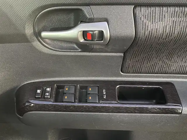 トヨタ カローラ ルミオン 1．8S エアロツアラー 島根県 2013(平25)年 9.5万km ブラックマイカ 社外メモリナビ/フルセグTV/BT/CD・DVD/FM・AM/バックカメラ/パドルシフト/オートライト/フォグライト/純正フロアマット