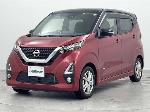 日産 デイズ ハイウェイスターX 三重県 2019(令1)年 5.4万km スパークリングレッド/ブラック 純正9インチSDナビ/・Bluetooth・フルセグ・CD/DVD/・SD・USB/全方位カメラ/エマージェンシーブレーキ/レーンキープアシスト/オートライト/インテリジェントスマートルームミラー/コーナーセンサー/ステアリングスイッチ/LEDヘッドライト/オートエアコン/革巻きステアリング/ドアバイザー/フォグライト/スマートキー/プッシュスタート