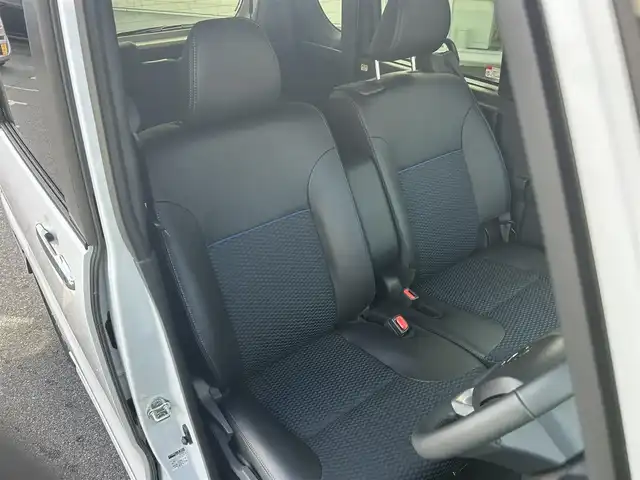 ダイハツ タント カスタム RS 鳥取県 2024(令6)年 0.3万km ブラックマイカメタリック/シャイニングホワイトパール スマートアシスト/carozzeriaナビ【AVIC-HRZ099】/・フルセグ/・ミュージックサーバー/・CD/DVD/バックカメラ/両側電動スライドドア/ミラクルオープンドア/スマートキー/プッシュスタート/ETC/ハーフレザーシート/前席シートヒーター/純正15AW/純正エアロ/ABS/横滑り防止装置/オートライト/LEDヘッドライト/LEDフォグ/W&サイドエアバック/カーテンエアバック /両席シートバックテーブル
