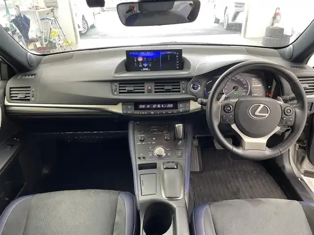 レクサス ＣＴ 200h ブラックシークエンス 愛知県 2019(平31)年 6.5万km ソニックチタニウム 純正10.3インチSDナビ/（CD/DVD/AUX/SD/BT）/バックカメラ/ハーフレザーシート/前席シートヒーター/前席パワーシート/ステアリングヒーター/ドライブレコーダー/ETC/クルーズコントロール（追従走行有）/衝突被害軽減システム/レーンキープアシスト/コーナーセンサー/オートマチックハイビーム/純正LEDヘッドライト/純正フロアマット/カーテンエアバッグ