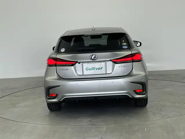 レクサス ＣＴ 200h ブラックシークエンス 愛知県 2019(平31)年 6.5万km ソニックチタニウム 純正10.3インチSDナビ/（CD/DVD/AUX/SD/BT）/バックカメラ/ハーフレザーシート/前席シートヒーター/前席パワーシート/ステアリングヒーター/ドライブレコーダー/ETC/クルーズコントロール（追従走行有）/衝突被害軽減システム/レーンキープアシスト/コーナーセンサー/オートマチックハイビーム/純正LEDヘッドライト/純正フロアマット/カーテンエアバッグ