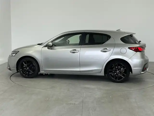 レクサス ＣＴ 200h ブラックシークエンス 愛知県 2019(平31)年 6.5万km ソニックチタニウム 純正10.3インチSDナビ/（CD/DVD/AUX/SD/BT）/バックカメラ/ハーフレザーシート/前席シートヒーター/前席パワーシート/ステアリングヒーター/ドライブレコーダー/ETC/クルーズコントロール（追従走行有）/衝突被害軽減システム/レーンキープアシスト/コーナーセンサー/オートマチックハイビーム/純正LEDヘッドライト/純正フロアマット/カーテンエアバッグ