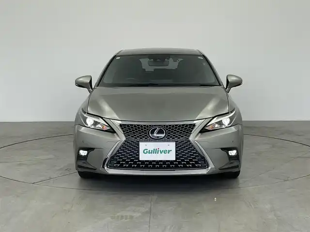 レクサス ＣＴ 200h ブラックシークエンス 愛知県 2019(平31)年 6.5万km ソニックチタニウム 純正10.3インチSDナビ/（CD/DVD/AUX/SD/BT）/バックカメラ/ハーフレザーシート/前席シートヒーター/前席パワーシート/ステアリングヒーター/ドライブレコーダー/ETC/クルーズコントロール（追従走行有）/衝突被害軽減システム/レーンキープアシスト/コーナーセンサー/オートマチックハイビーム/純正LEDヘッドライト/純正フロアマット/カーテンエアバッグ