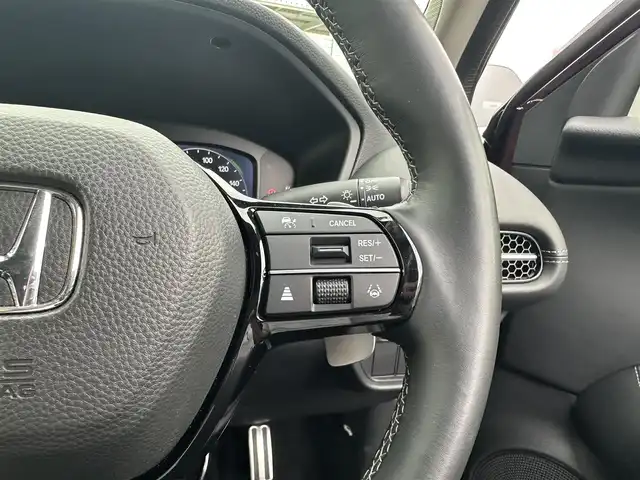 ホンダ ＺＲ－Ｖ ハイブリッド e:HEV Z 滋賀県 2023(令5)年 1.7万km ワイン 純正9型ナビ/Bluetooth/AppleCarPlay/フルセグTV/全方位カメラ/BOSE/電動パーキング/ブレーキホールド/ホンダセンシング/レーダークルーズコントロール/レーンキープアシスト/パワーシート/シートヒーター/ハンドルヒーター/前後ドラレコ/置くだけ充電/電動リアゲート/ETC2.0/本革シート/LEDヘッドライト/オートライト/オートハイビーム
