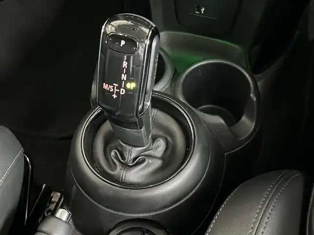 ＭＩＮＩ ミニ クーパー D ピカデリーED 山形県 2021(令3)年 3.5万km チリ・レッド インテリジェントセーフティ/・歩行者警告/・衝突軽減ブレーキ/ピでカリーED専用レザーシート/シートヒーター（D/N）/スピードリミッター/純正ナビ/バックカメラ/アンビエントライト/純正LED/オートライト/F/Rフォグランプ/社外ドラレコ（前/後）/スペアキー/保証書/取説
