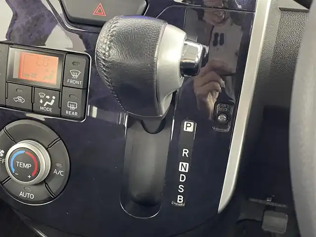 ダイハツ タント カスタム RS トップED SA Ⅲ 道央・札幌 2018(平30)年 2.2万km ナイトシャドーパープルクリスタルM ・４WD/・寒冷地仕様/・純正SDナビ/　CD/DVD/SD/BT/フルセグ/・フリップダウンモニター/・全方位カメラ/・スマートアシスト３/・レーンキープアシスト/・オートハイビーム/・リアコーナーセンサー/・プラズマクラスター/・フロントデアイサー/・両側パワースライドドア/・ハーフレザーシート/・D席シートヒーター/・キセノンヘッドライト/・フォグライト/・オートライト/・プッシュスタート/・スマートキー/・純正エンジンスターター/・純正フロアマット/・ドアバイザー