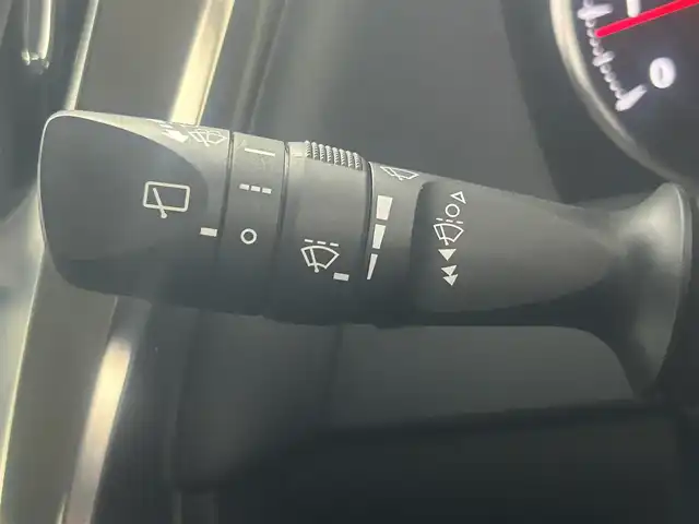 トヨタ ヴェルファイア Z Aエディション 埼玉県 2016(平28)年 3.5万km ホワイトパールクリスタルシャイン サンルーフ　純正９インチナビ　フルセグ　ＣＤ　ＤＶＤ　ＢＴ　両側電動　クルコン　ＥＴＣ　ドラレコ　Ｂカメラ　ＬＥＤオートライト　社外ＡＷ２０インチ　オットマン　クリアランスソナー　スペアキー